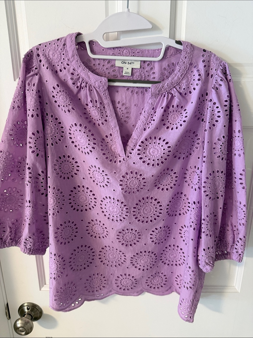 On 34th Women's Lavender Cotton Eyelet Puff-Sleeve Peasant Blouse Size M